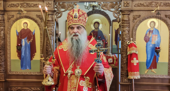 В день отдания праздника Пасхи Преосвященнейший епископ Валуйский и Алексеевский Савва совершил Божественную Литургию в Николо-Тихвинском женском монастыре поселка Пятницкое